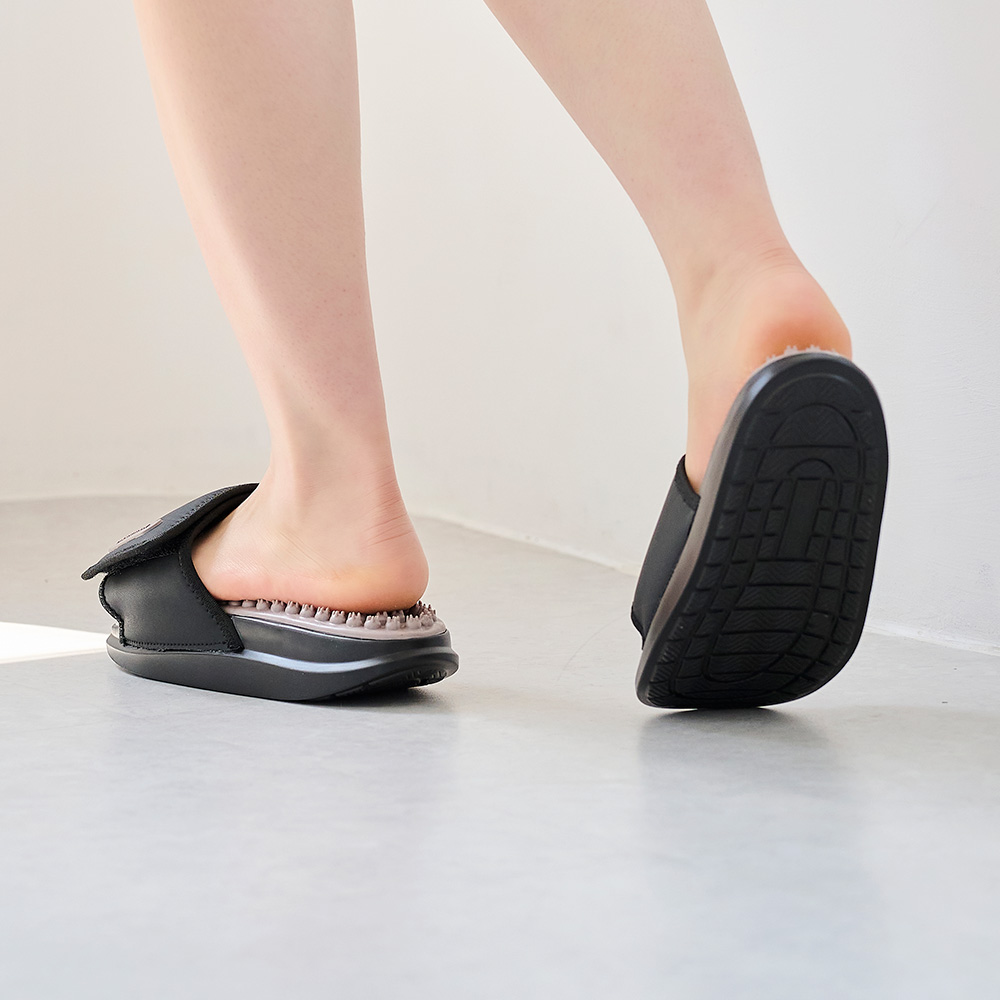 노멀라이프 여성 거실 실내화 사무실 키높이 발편한 지압 슬리퍼 블랙 240mm