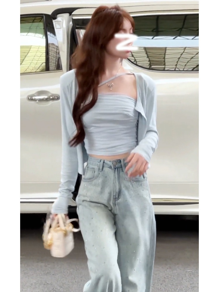 한소희 티셔츠 홀터넥 공항패션 튜브탑 가디건 의상 옷 패션 - 상세 이미지 3