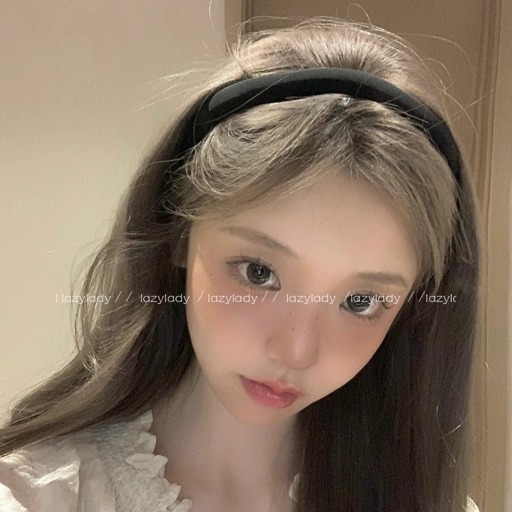 에스파 윈터 머리띠 헤어밴드 인스타그램 얇은 포인트룩 의상 옷 패션 - 메인 이미지