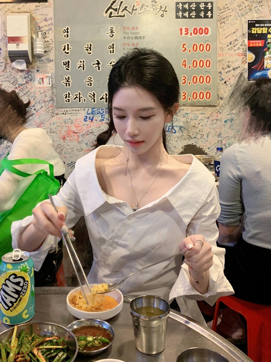 살롱드립2 55화 장도연 블라우스 셔츠 프렌치 불규칙한 의상 옷 패션 - 상세 이미지 3