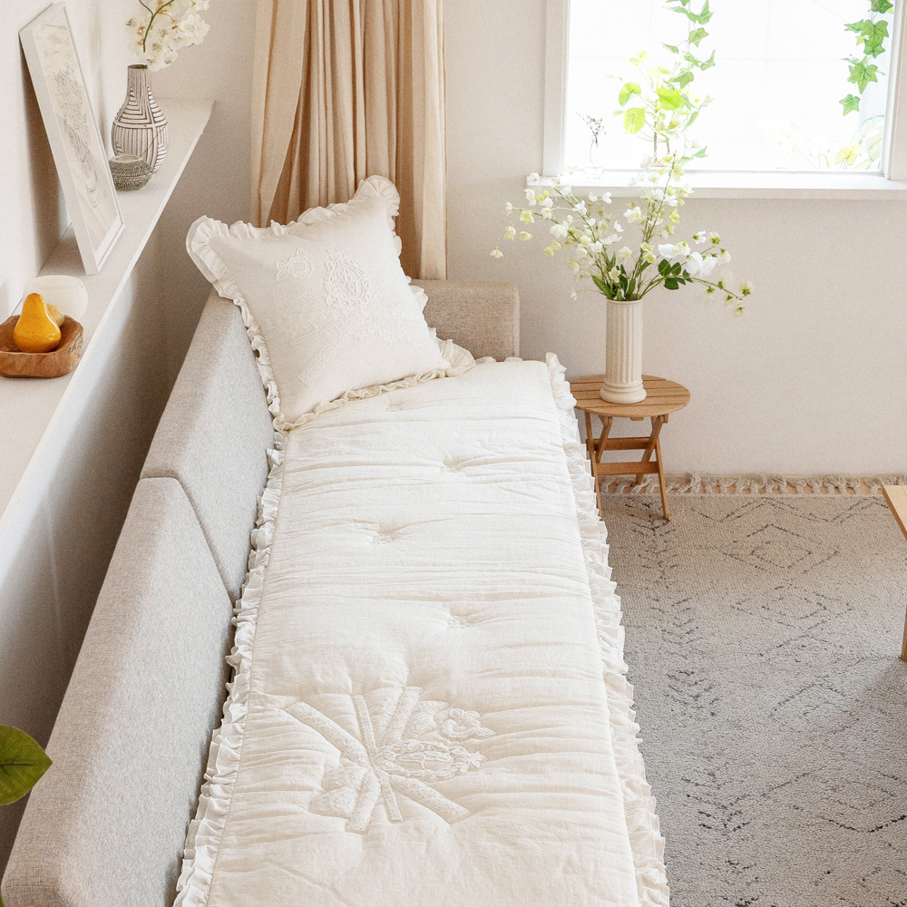 마벨로제 소피아 린넨 프릴 사계절 3인용 쇼파패드 미끄럼방지 소파매트 화이트