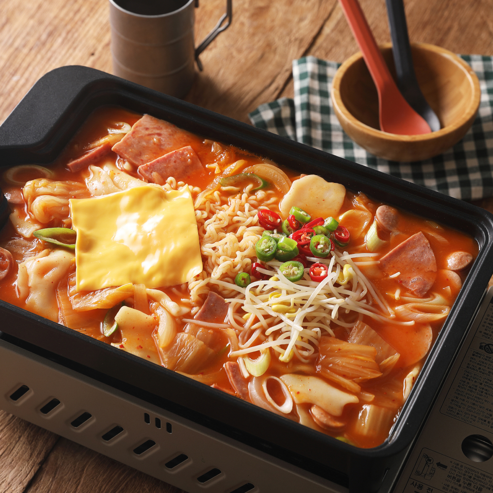 [푸딩팩토리] 얼큰김치수제비 490g 비오는날 얼큰한 메뉴 식사대용 밀키트 - 상세 이미지 4