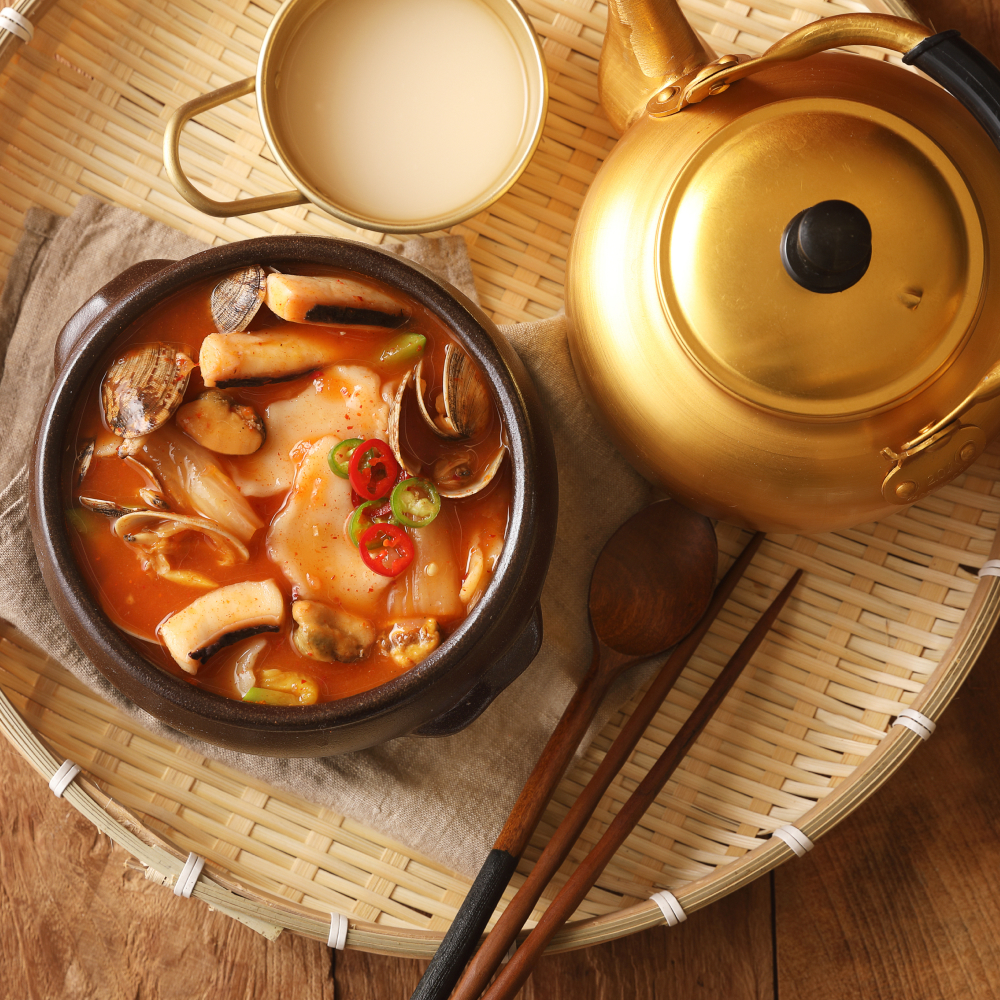 [푸딩팩토리] 얼큰김치수제비 490g 비오는날 얼큰한 메뉴 식사대용 밀키트 - 상세 이미지 2