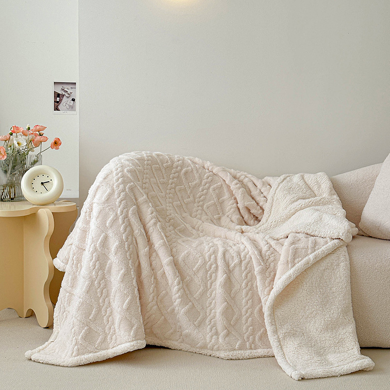 두꺼운 담요 150X200 겨울 이불 캠핑 차박 러그 대형 쇼파 블랭킷 양털담요