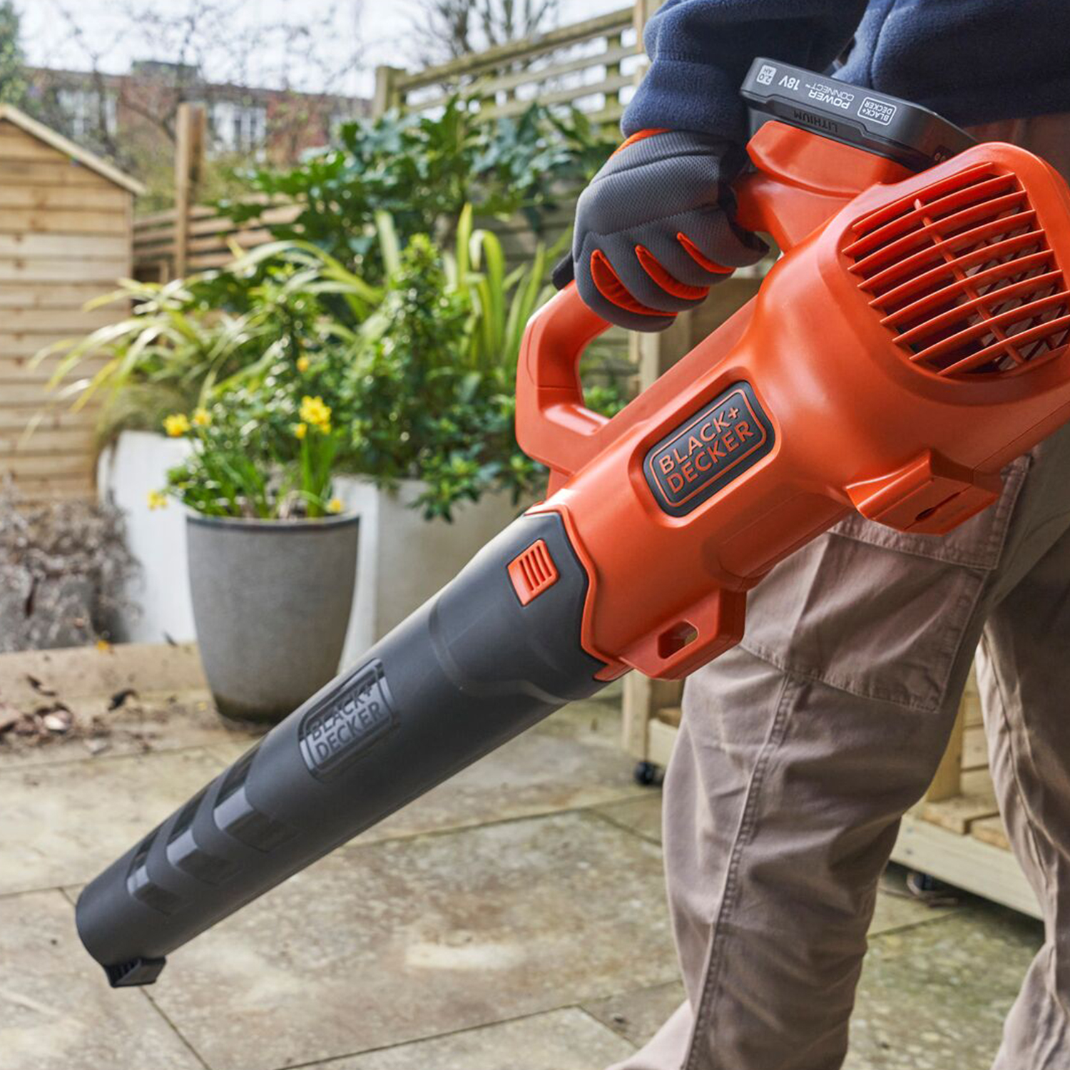 블랙앤데커 무선 블로워 풀세트 BCBL200D1 겨울 제설 청소 벌초 대포 송풍기