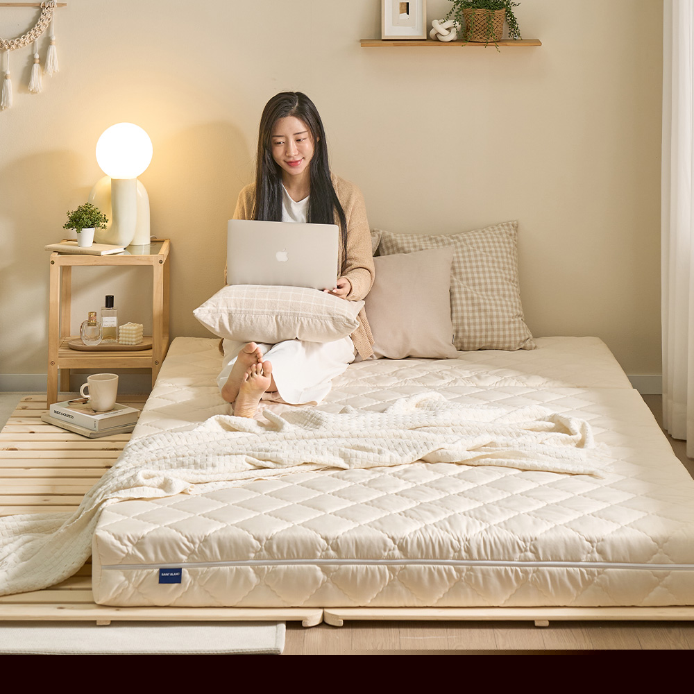 허리에 좋은 세인트블랑 4단 황토HR스펀지 접이식 매트리스 쇼파베드 18cm 싱글