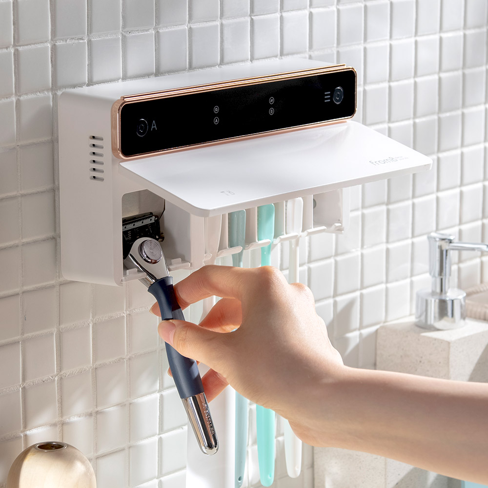 [벽걸이+유무선] 프롬비 UV-C 바람건조 자동 가정용 칫솔살균기 FD229 프리미엄 화이트