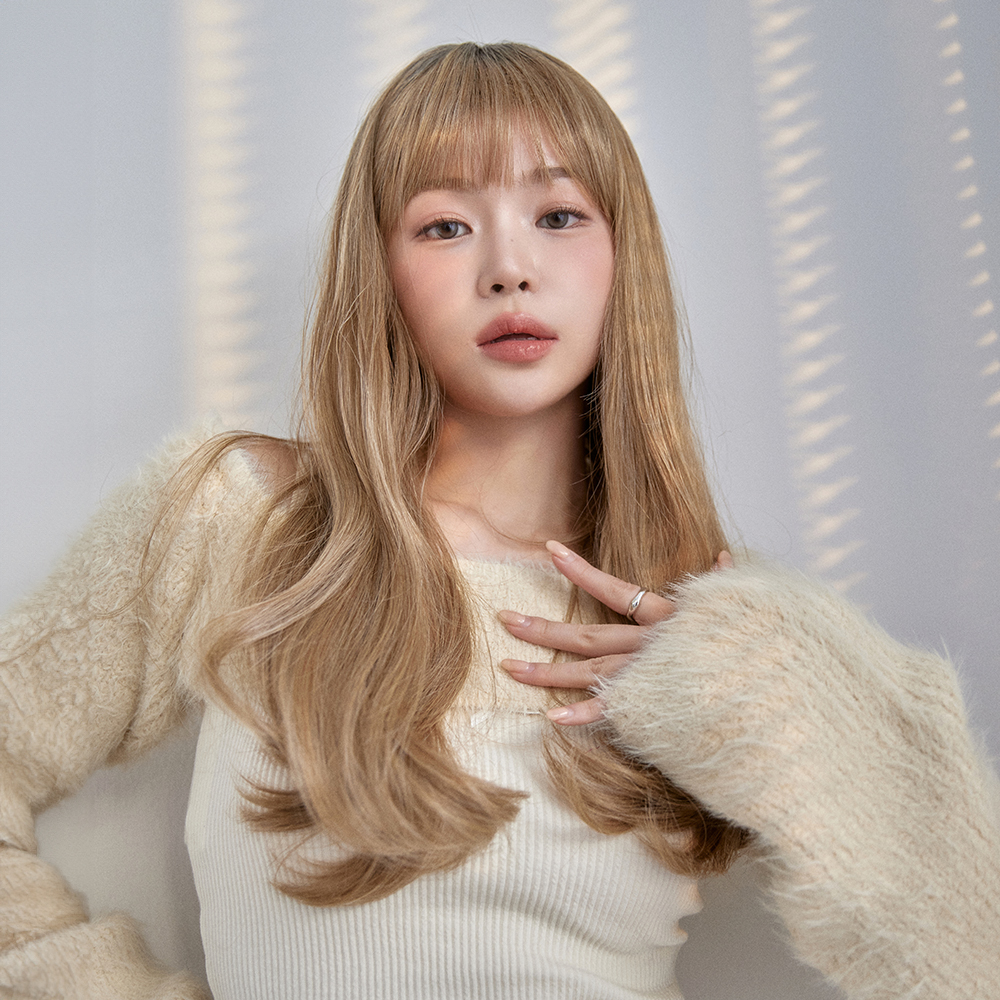 통가발 러브미 세미 롱 웨이브 가슴기장 굵은 금발 - 상품 이미지