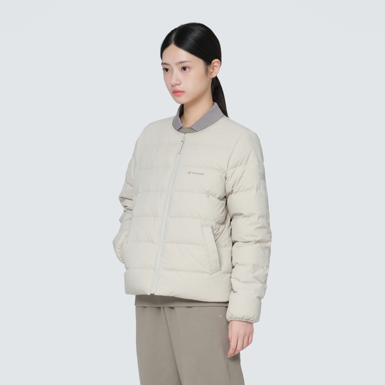 [스노우피크 어패럴] 랜드 여성 경량 다운 자켓 Light Beige (S24WWGDJ61) : 스노우피크 어패럴