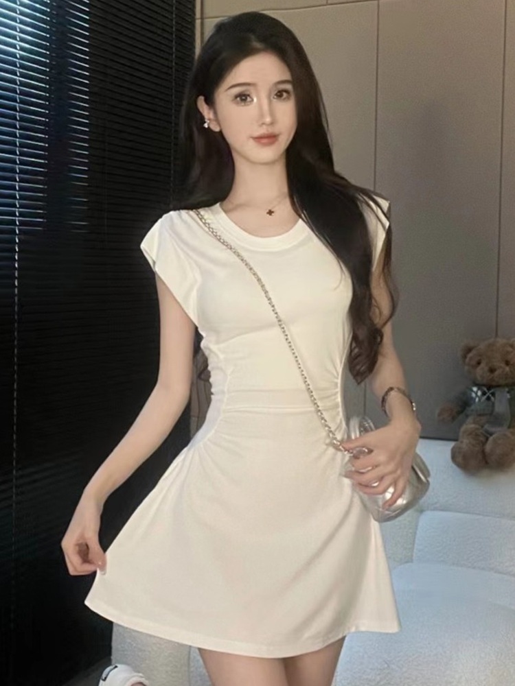 뉴진스 해린 원피스 화이트 패션위크 슬림핏 A라인 의상 옷 패션 - 상세 이미지 2