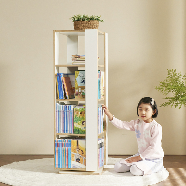 착한목수 슬림 친환경 원목 회전 책장 4단 아기 교구장 책꽂이 거실책장