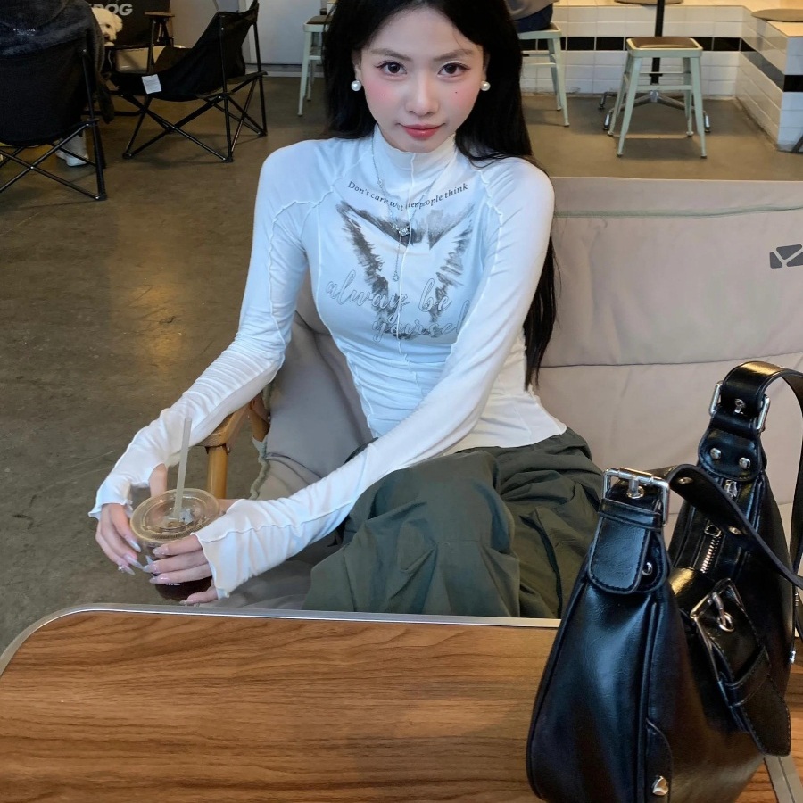 아이브 장원영 티셔츠 긴팔 공항패션 y2k 슬림핏 의상 옷 패션 - 메인 이미지