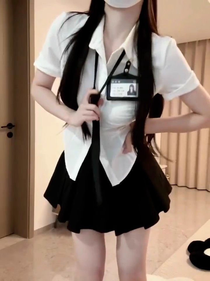 뉴진스 다니엘 셔츠 블라우스 패션위크 넥타이 하이틴 의상 옷 패션 - 상세 이미지 4