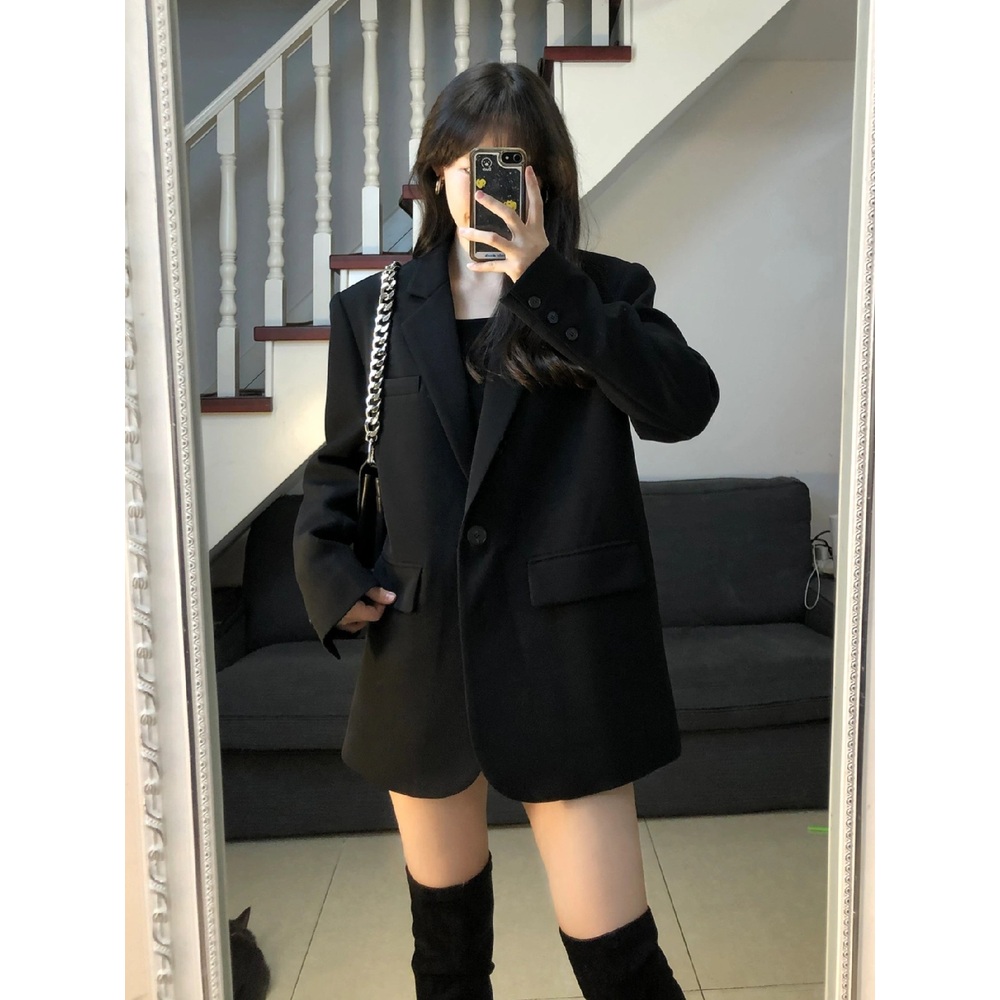 뉴진스 민지 자켓 정장 블랙 패션위크 벨트 고급진 의상 옷 패션 - 상세 이미지 4