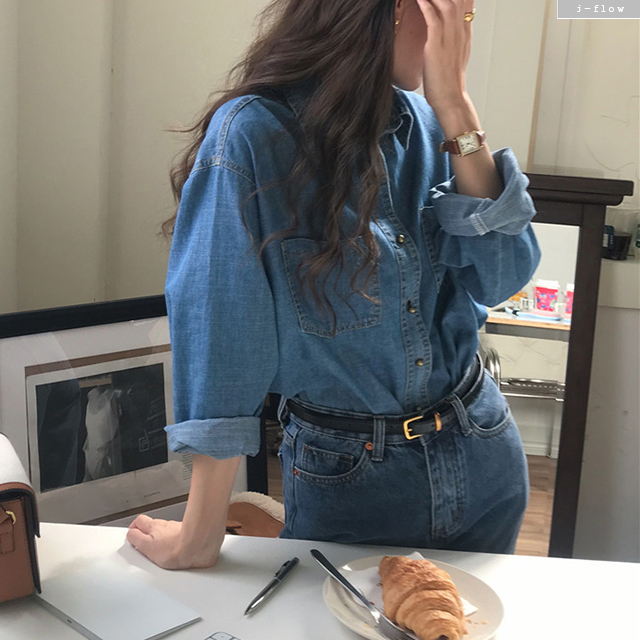 스모키 데님 금장버튼 오버핏 카라 셔츠 2col 가을 봄 하프 루즈핏 포켓 제이플로우 - 상품 이미지
