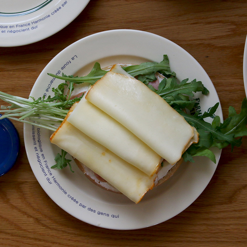 파밍스마켓 레트로 빈티지 7인치 앞 접시 퓨어 브런치 감성 레터링 원 플레이트