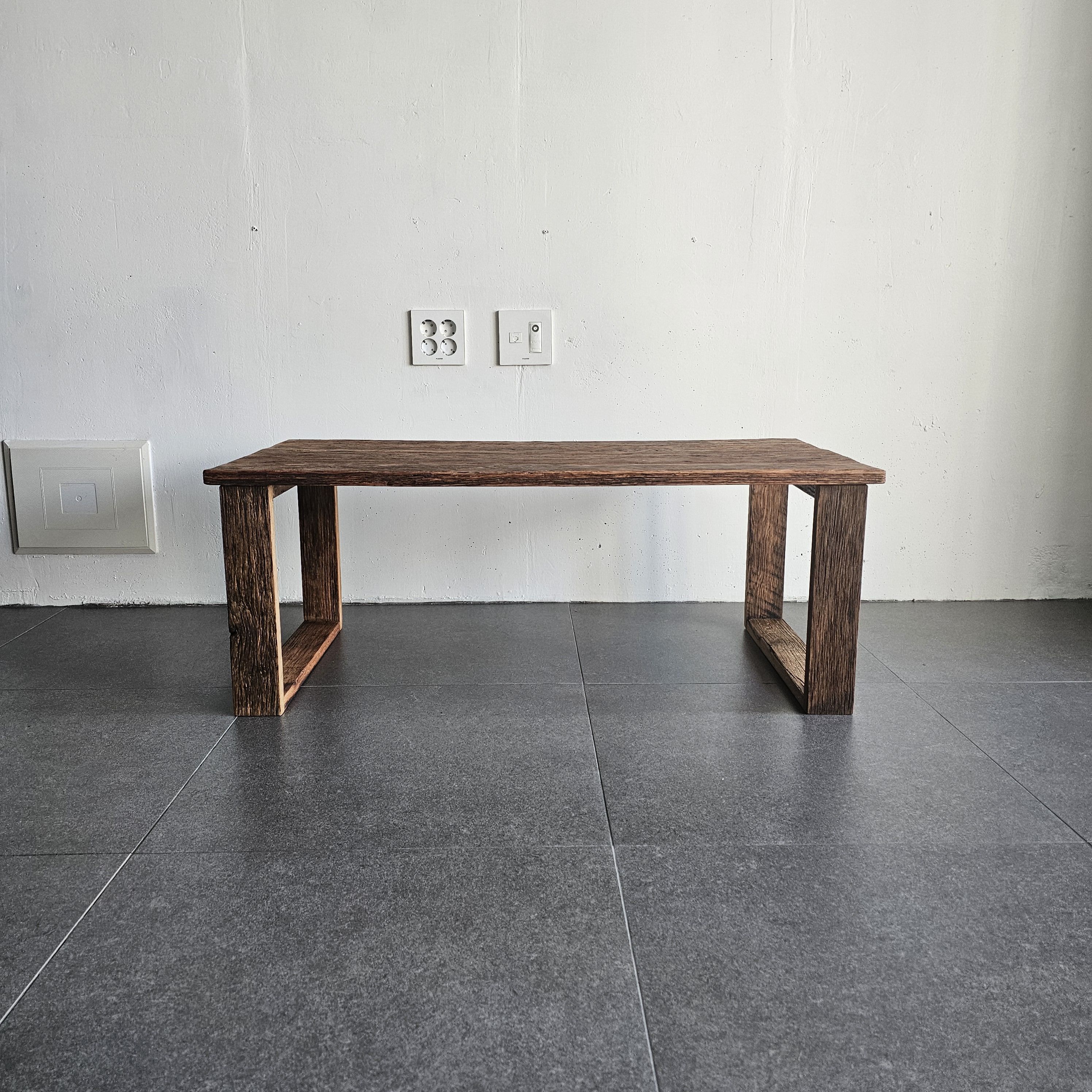 100년 이상 된 미국산 올드오크 빈티지 오크고재 거실테이블 커피테이블