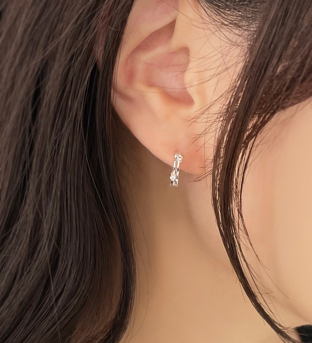 [무배] 실버925 앤틱 미니 큐빅 포인트 2라인 원터치 링귀걸이 - 상세 이미지 5