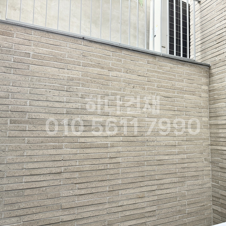 모노타일 롱와이드 500x50x18T 연브라운 / 하다건재 시공사례