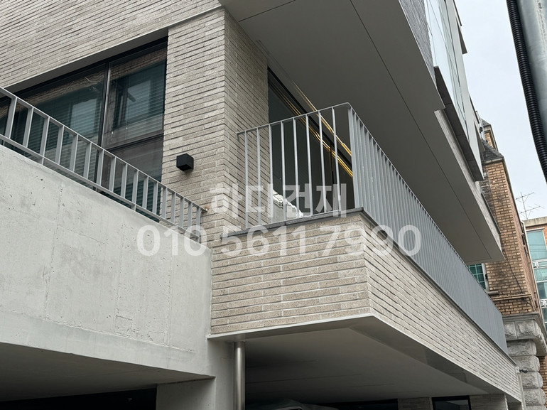 모노타일 롱와이드 500x50x18T 연브라운 / 하다건재 시공사례