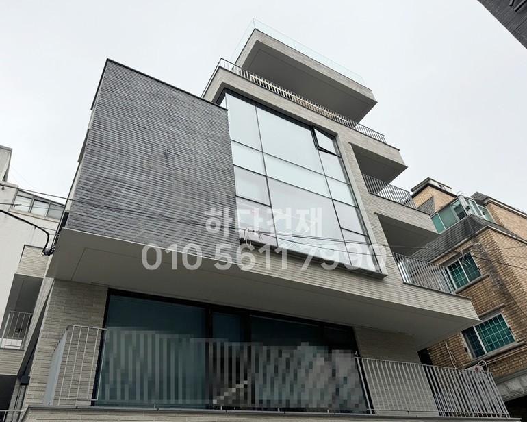 모노타일 롱와이드 500x50x17T 모던블랙, 연브라운 / 하다건재 시공사례