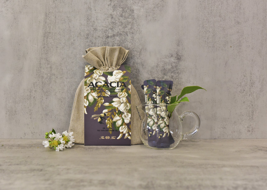 구성으로 이루어진 선물하기 좋은 
국산 벌꿀 스틱 선물세트입니다. 