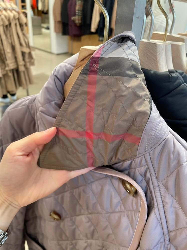 【送料込み】Burberry★80844411001 BURBERRY バーバリー スニーカー BOX ボックス 8083385