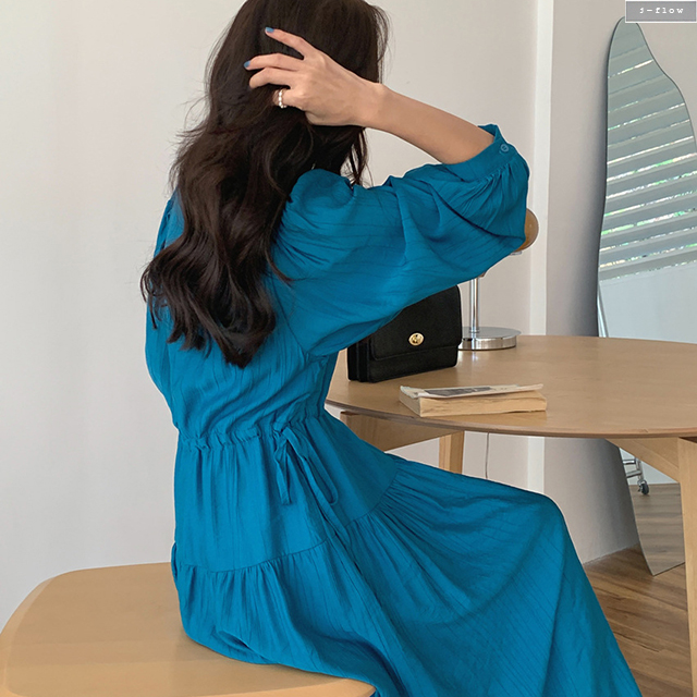 시럽 브이넥 버튼 루즈핏 맥시 봄 롱원피스 2color 봄 가을 벌룬 스트링 제이플로우 - 상세 이미지 4