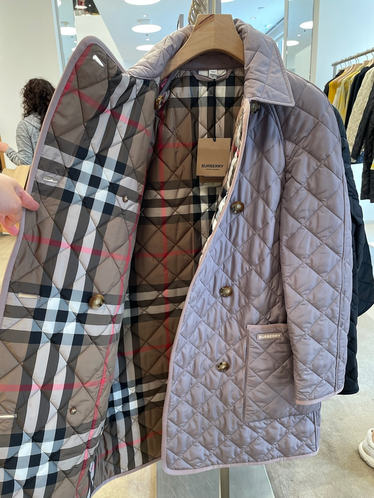 버버리(Burberry) | 뉴 타이팅 퀼팅 롱 자켓 GREY MINK 80842011