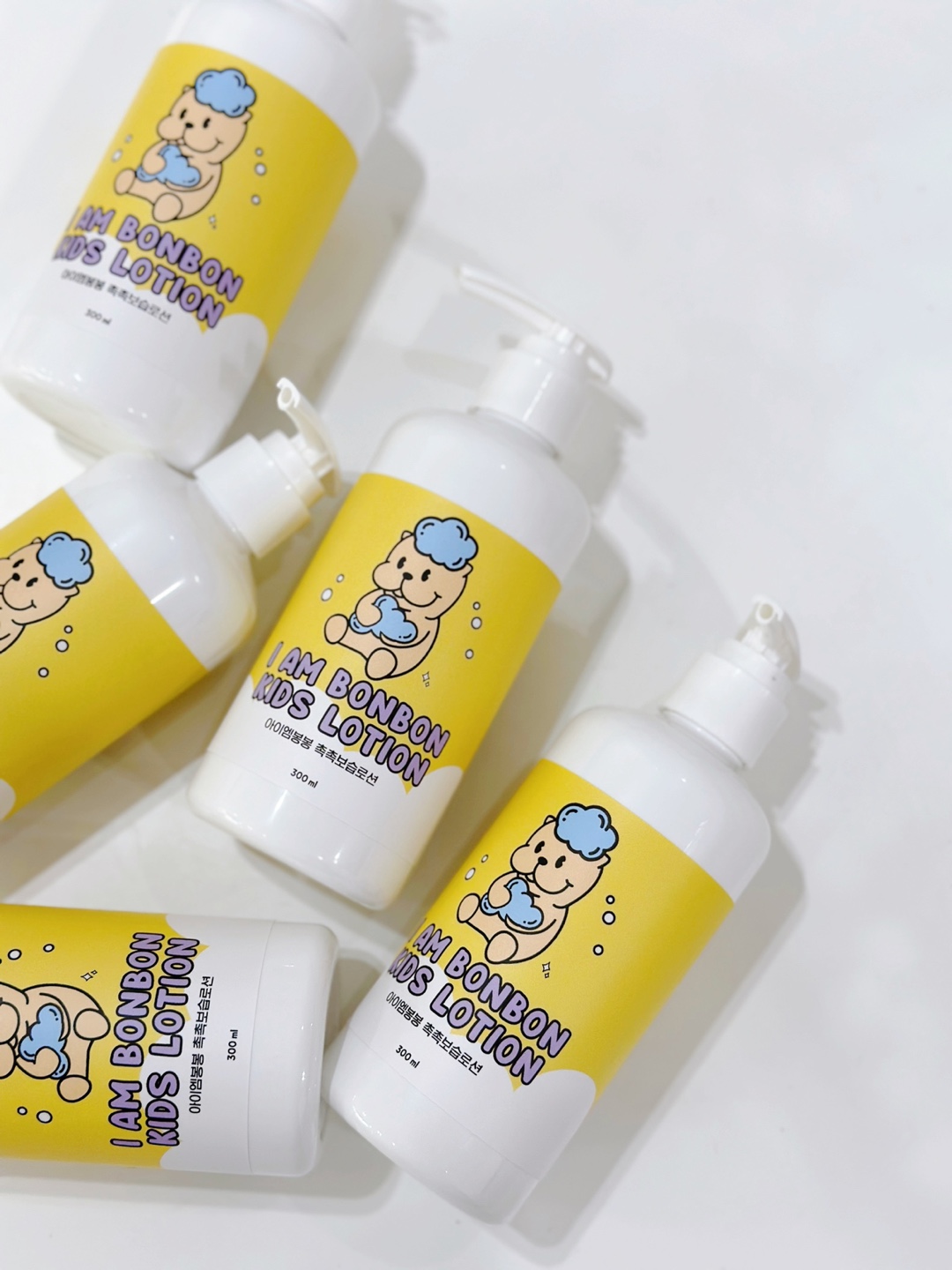 아이엠봉봉 유아로션 고보습신생아·키즈·온가족 향기좋은 로션 300ml - 상품 이미지
