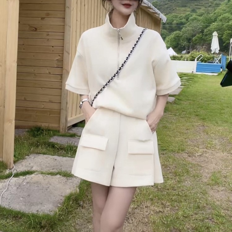 엄마친구아들 7화 정소민 반팔 티셔츠 배석류 집업 캐주얼 의상 옷 패션 - 메인 이미지