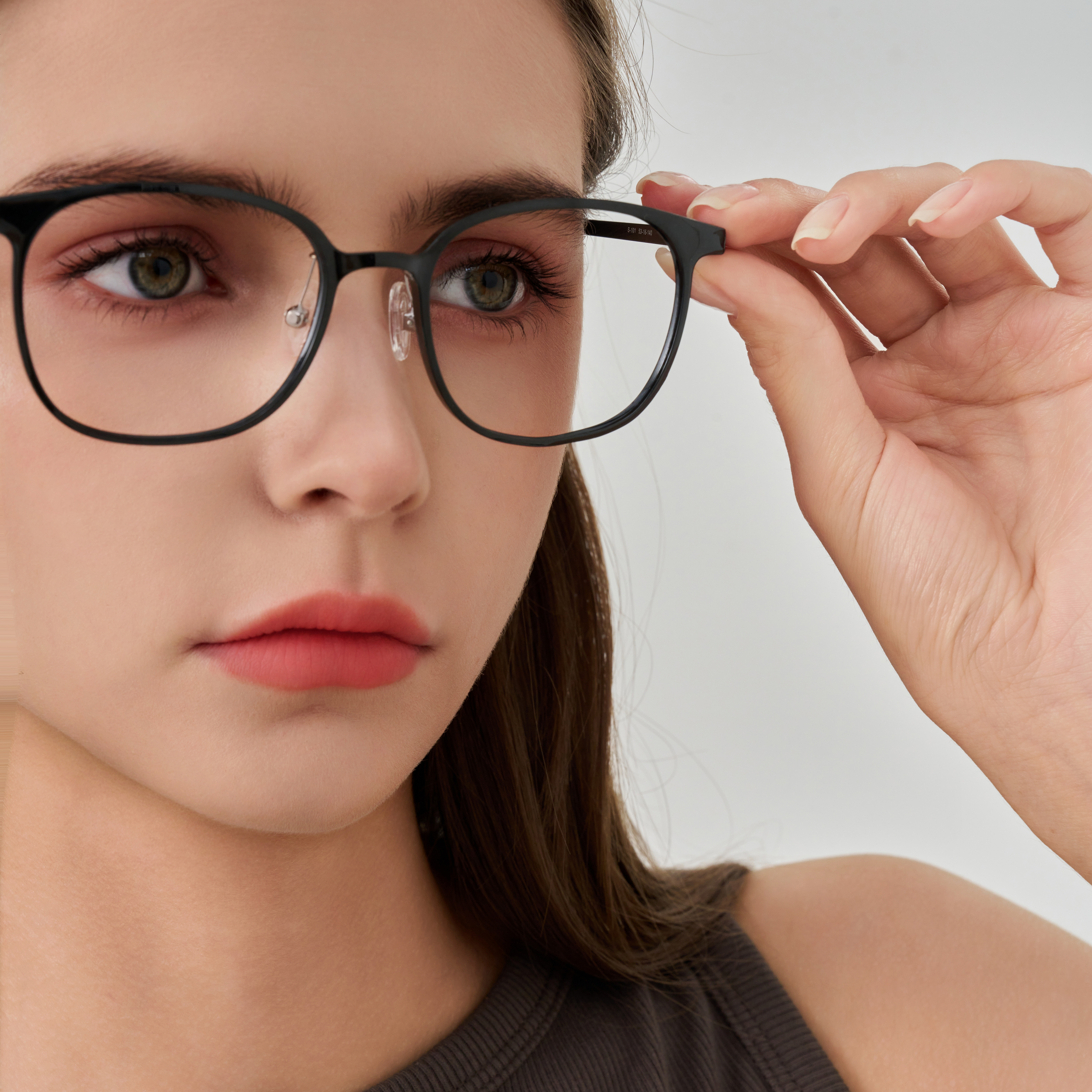 블루라이트차단 울템 검정 사각 뿔테 자외선 변색렌즈안경