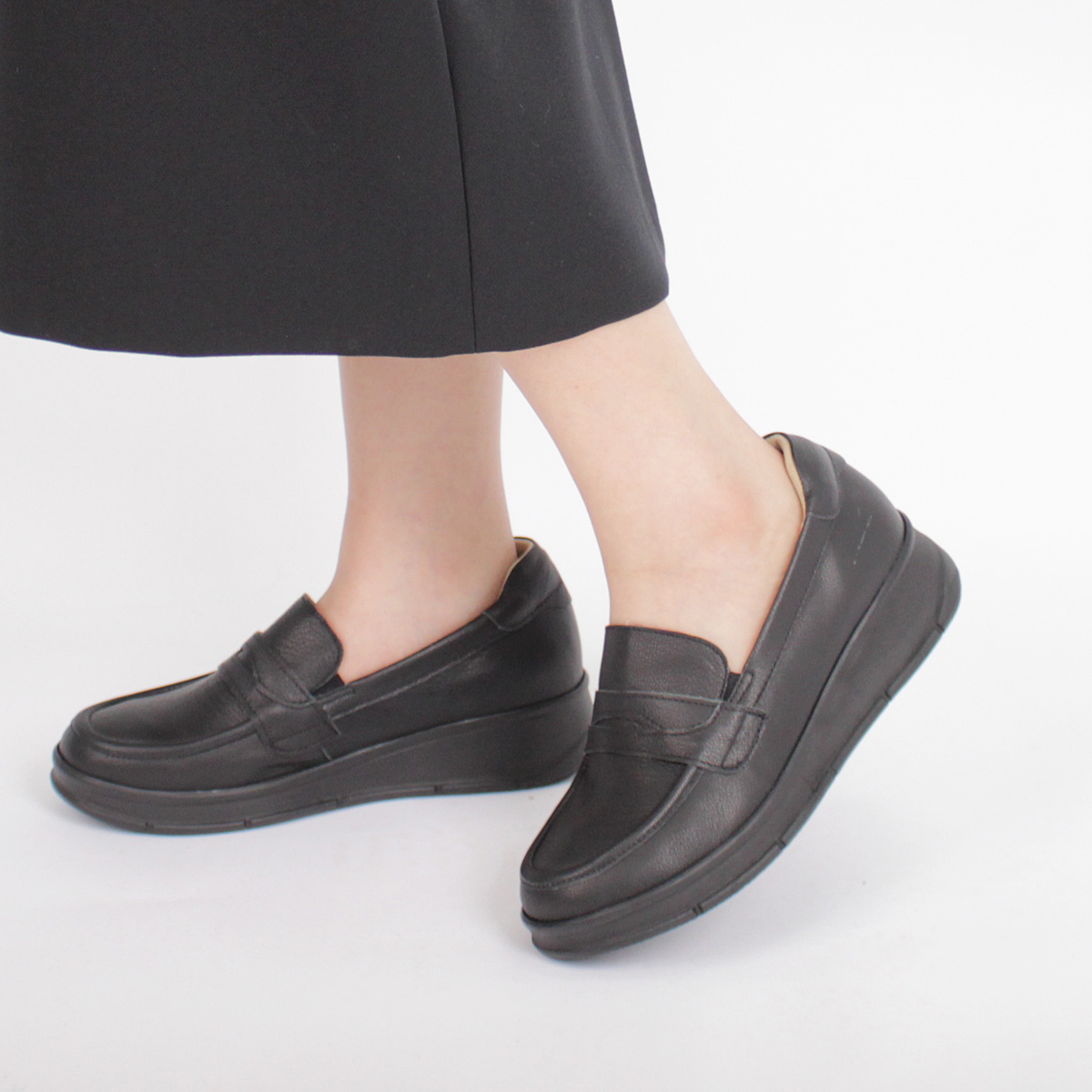 [GISSE 지쎄] 염소가죽 여성수제화 컴포트 페이 통굽 로퍼 GIS-45253