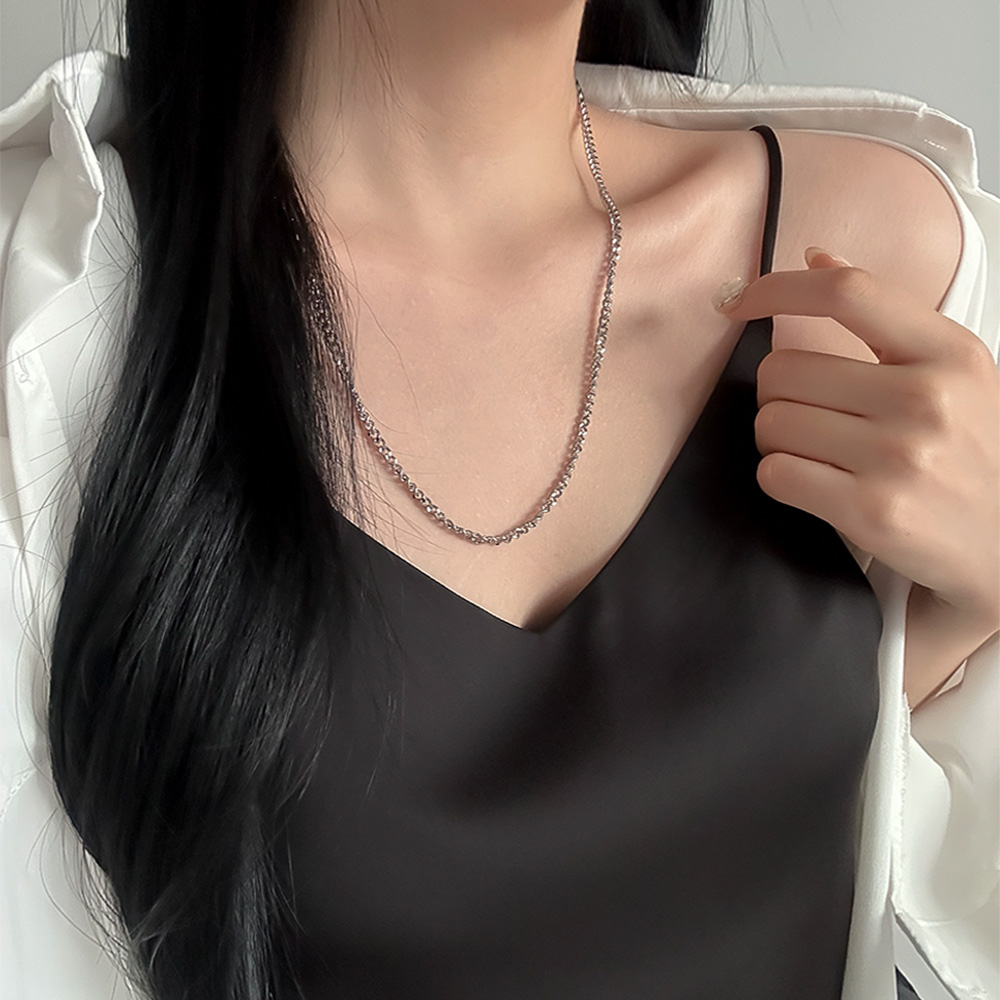 [당일출고] 클래식 기본 스타일 2Size 롱 체인 데일리 티타늄 목걸이 [실버] N658 - 상품 이미지