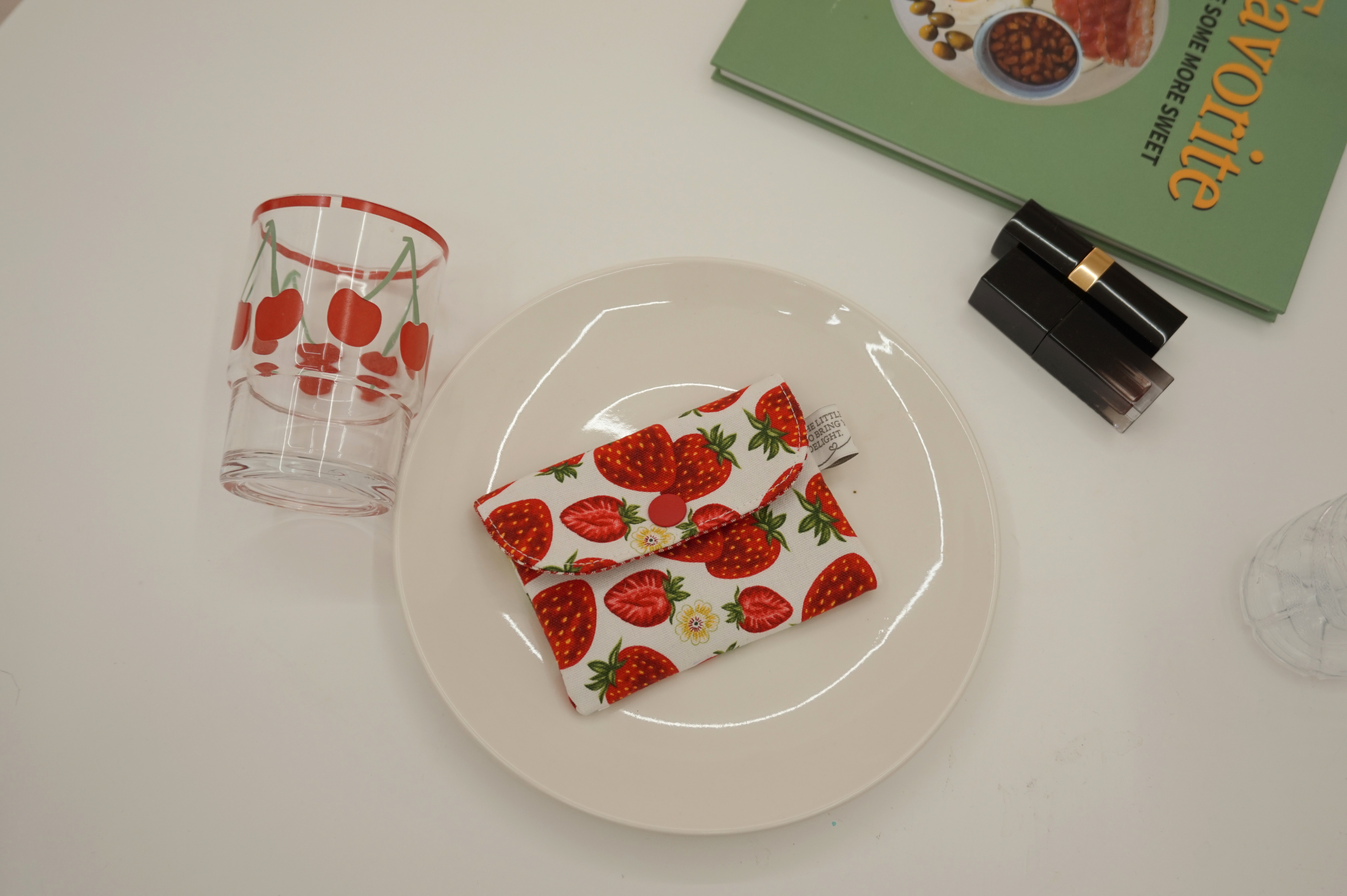 handmade˚。⋆딸기카드지갑 교통카드지갑 카드지갑 에어팟파우치 똑닥이파우치 미니파우치 작은지갑 상세 이미지 6