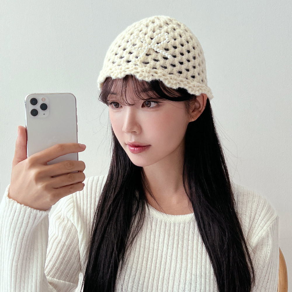 손뜨개 진주 리본 펀칭 비니 겨울니트모자 이미지 7