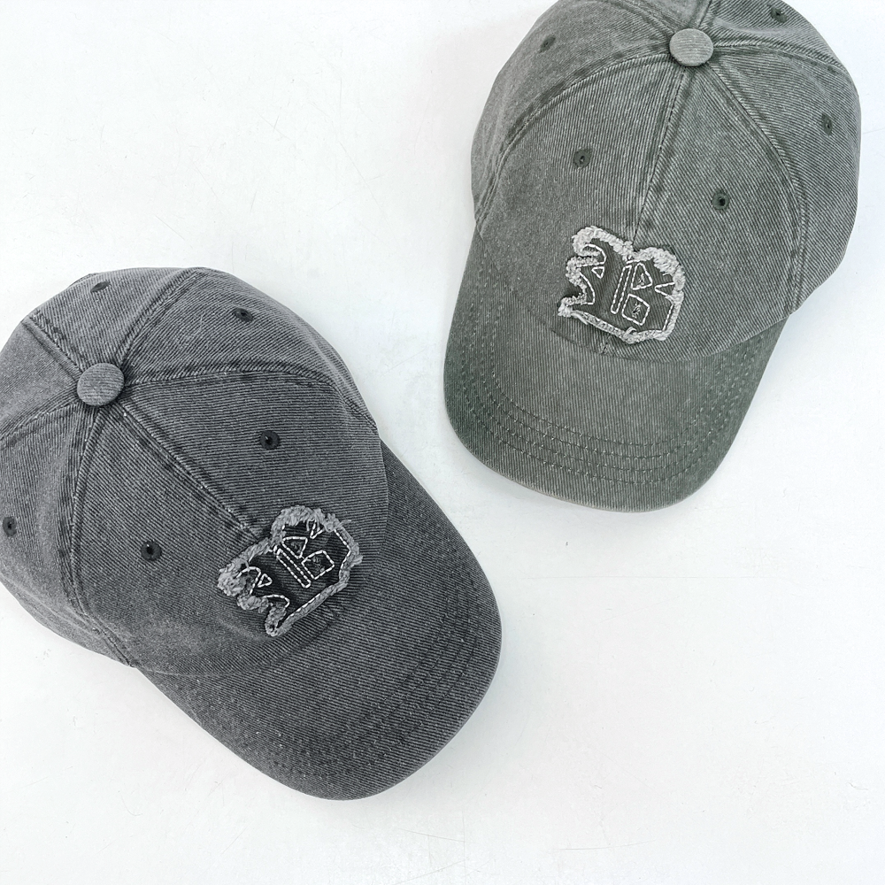 알파벳 패치 피그 워시드 남자 여자 볼캡 모자