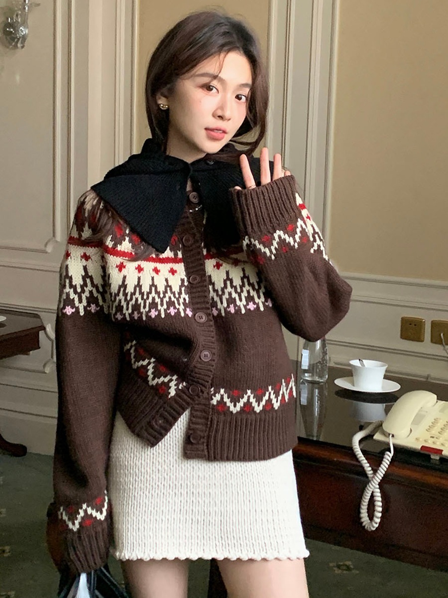 손해보기싫어서 5화 신민아 가디건 니트 손해영 하이틴 가을 의상 옷 패션 - 상세 이미지 4