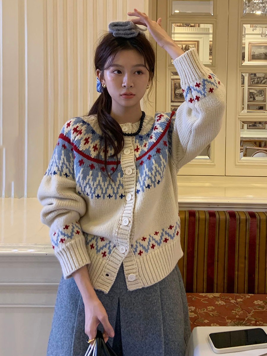 손해보기싫어서 5화 신민아 가디건 니트 손해영 하이틴 가을 의상 옷 패션 - 상세 이미지 5