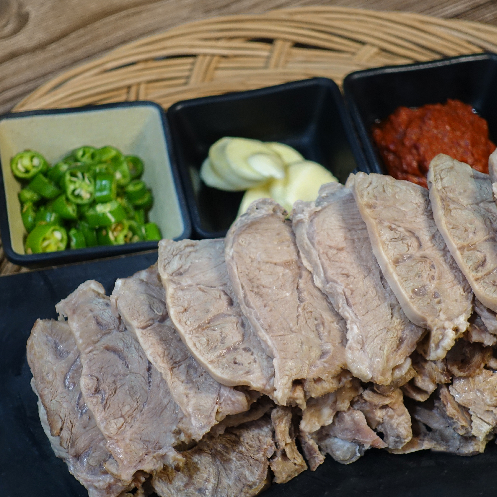 모두의국밥 뽈살 슬라이스 16kg (2kg 8개입) 살코기 볼살순대국밥재료 돼지부산물 머릿고기 - 상세 이미지 3