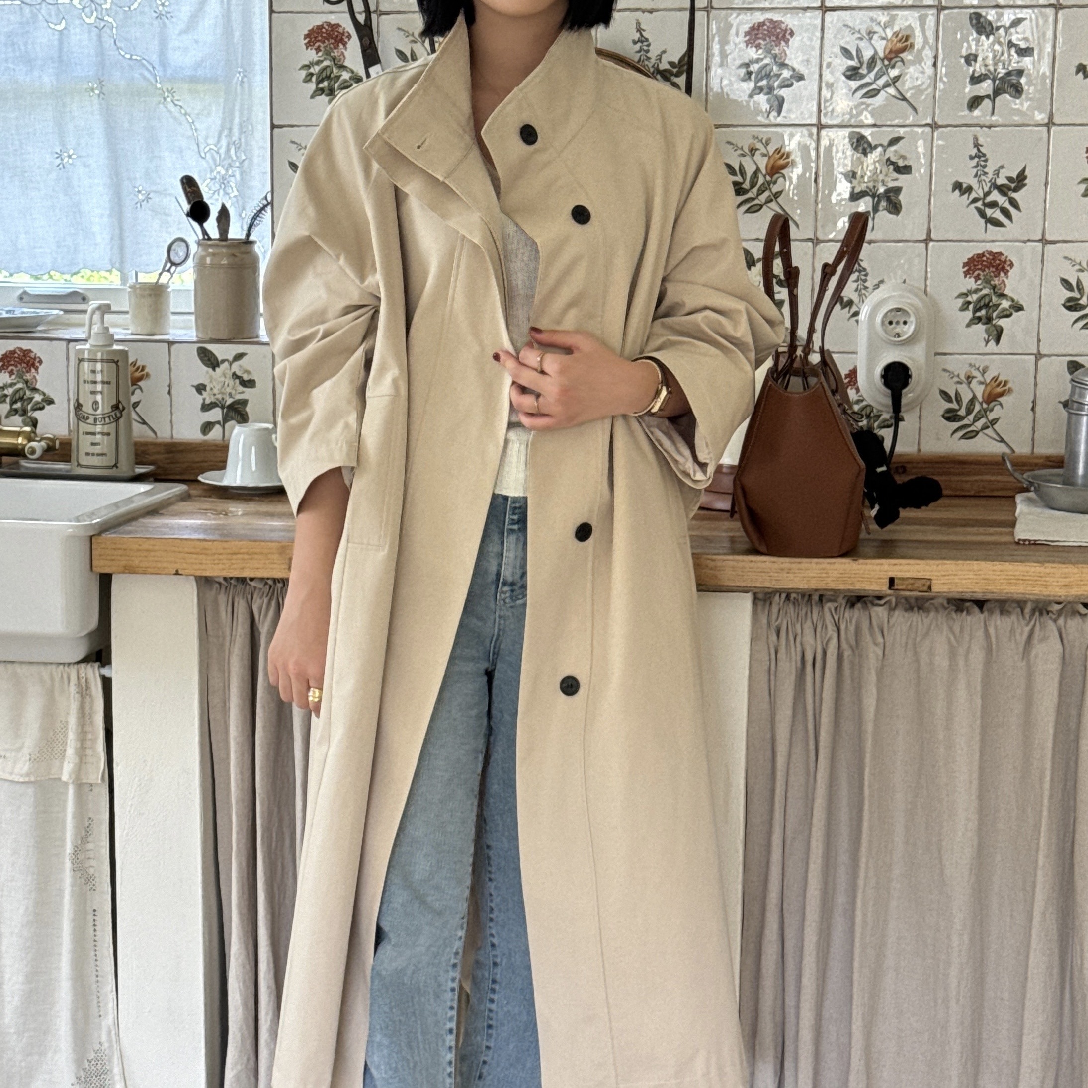 가을신상🍂  하이넥 오버핏 롱트렌치코트 상세 이미지 9
