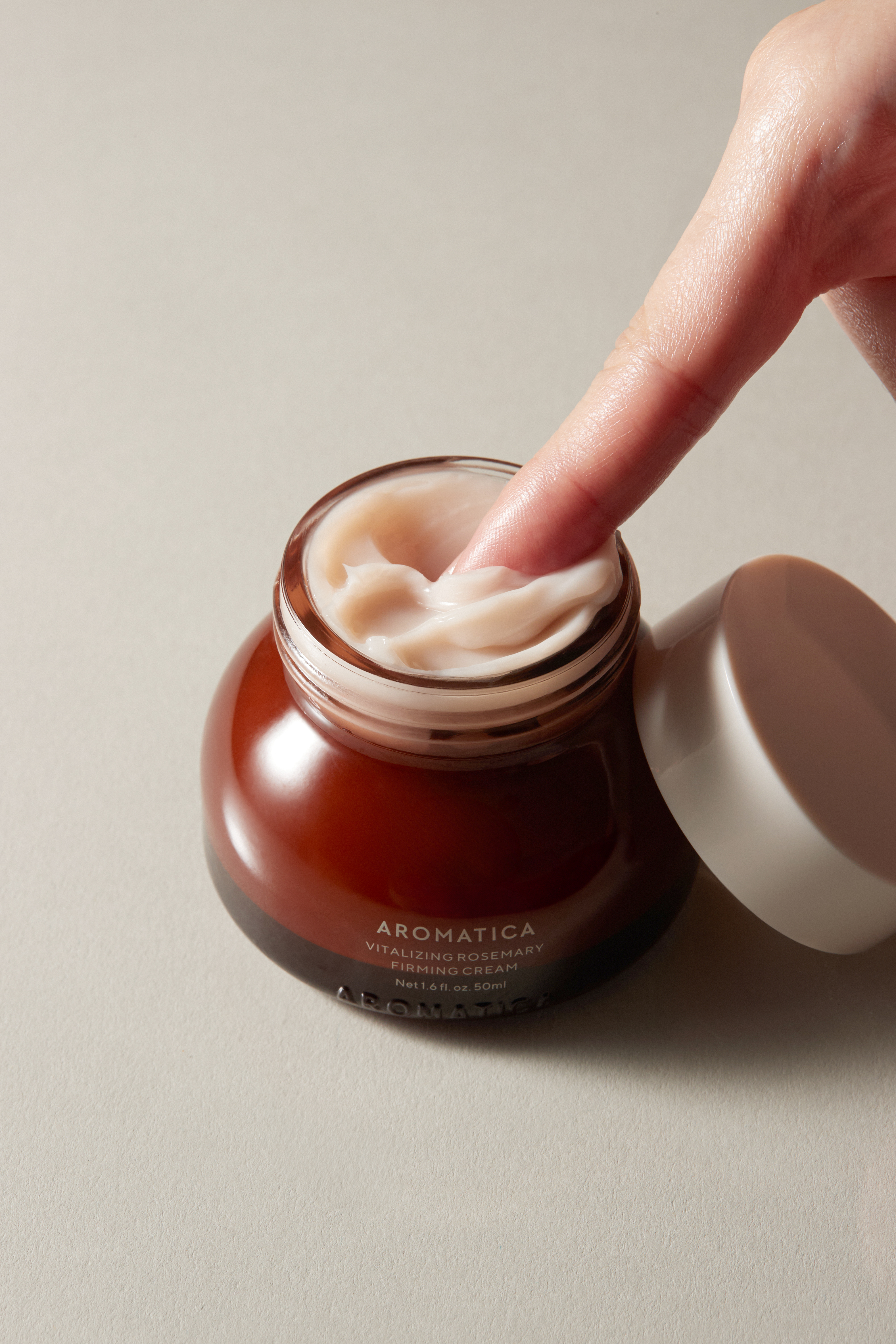 아로마티카 바이탈라이징 로즈마리 탄력크림 50ML 레티놀유도체 저자극 모공탄력