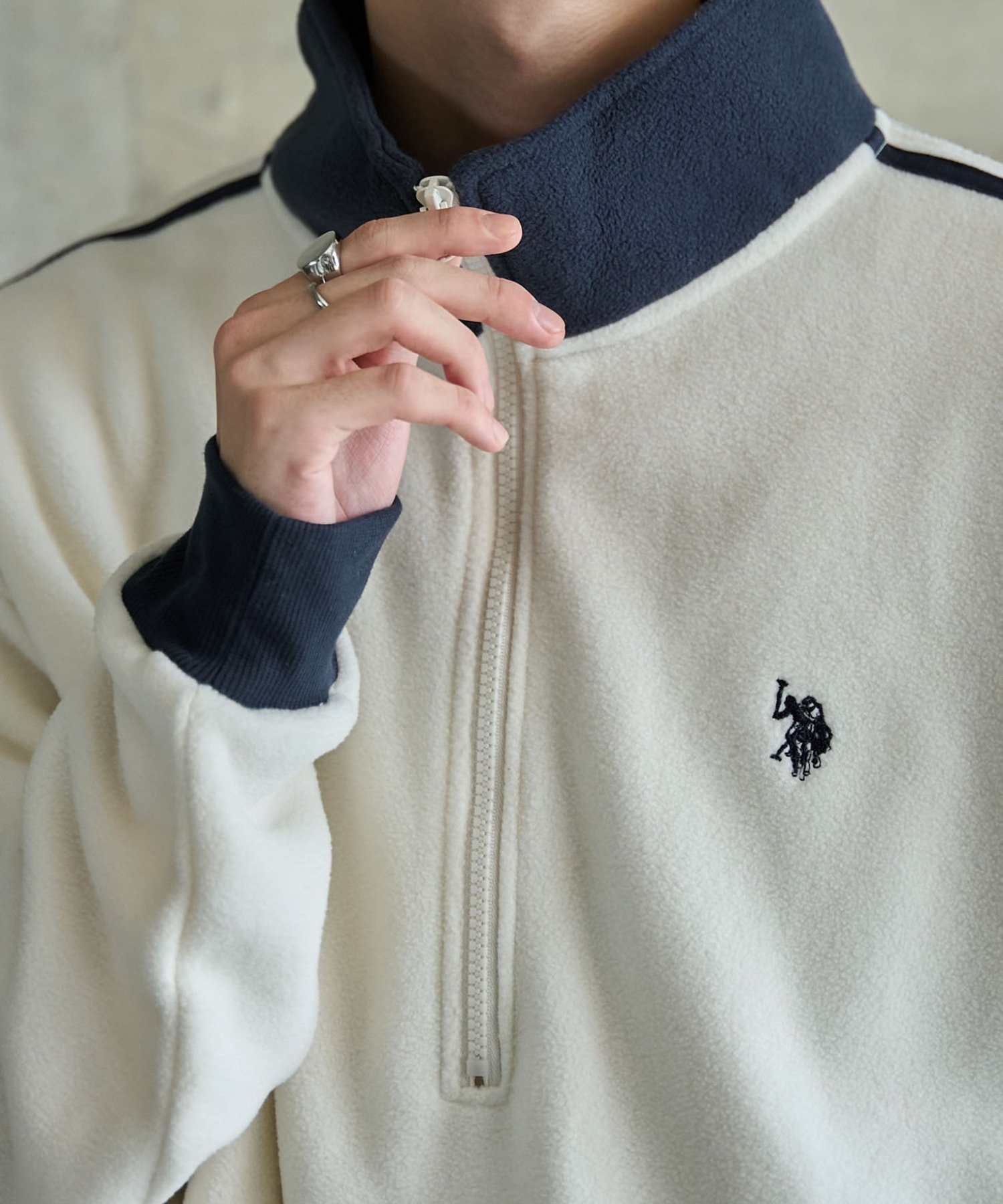 24FW U.S. Polo Assn 폴로 반집업맨투맨 플리스맨투맨 남녀공용 상세 이미지 32