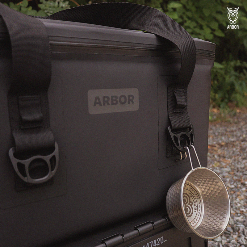 아버 아웃도어 소프트 쿨러 백 33L 보냉가방 대형 아이스박스