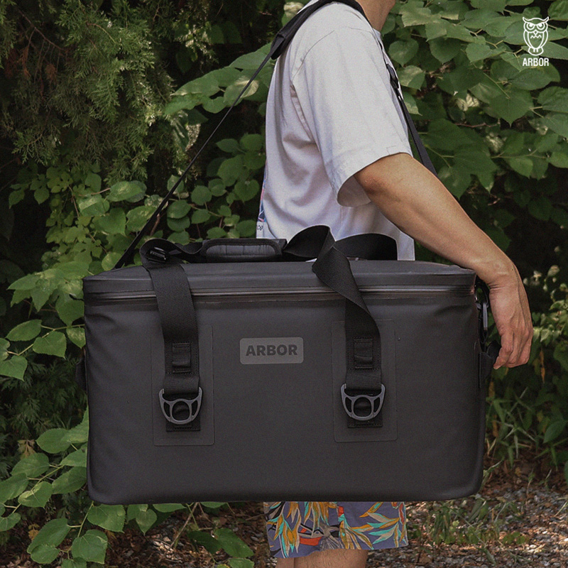 아버 아웃도어 소프트 쿨러 백 33L 보냉가방 대형 아이스박스