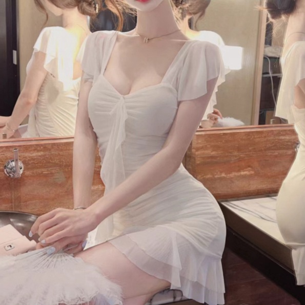 가씨옷 러블리한 원피스 타이트한 딱붙는 글램 짧은 - 메인 이미지