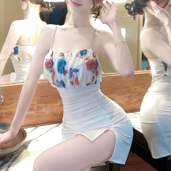 노출 아가씨옷 날씬 타이트한 민소매 - 메인 이미지