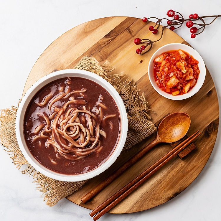 팥 칼국수 밀키트 국내산 통팥 5인 세트(팥물 500g 5팩+칼국수면 1kg) 캠핑요리 - 상세 이미지 2