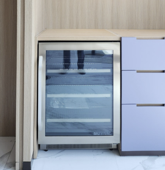 빌트인냉장고 하부장 소형 사무실냉장고 맥주 음료수 실버 아일랜드 식탁 싱크대 146L