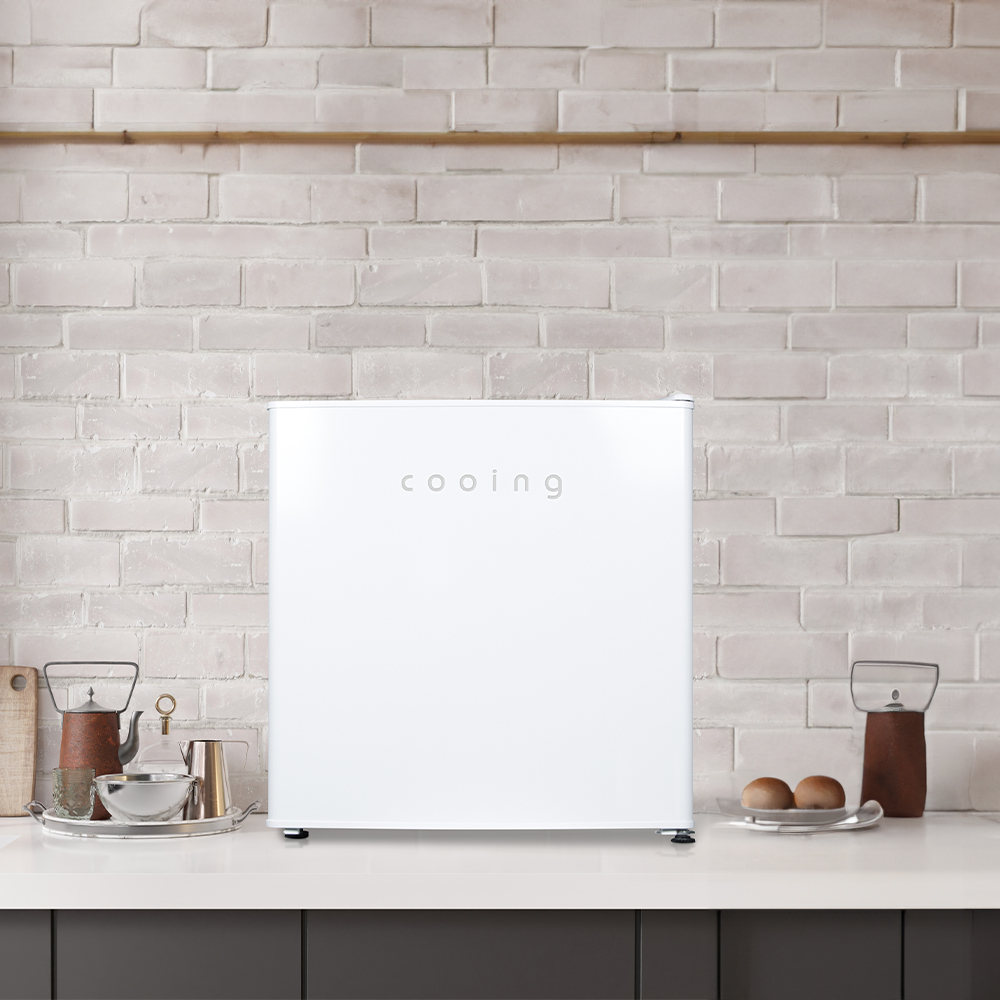 쿠잉 미니냉장고 REF-S51W 소형 신혼 원룸 사무실 슬림